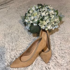 Old Navy beige suede heels